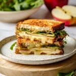 Spicy Cheddar & Apple Fall Veggie Sandwich Recipe