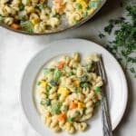 Creamy One Pot Vegetable Mac and Cheese Recipe