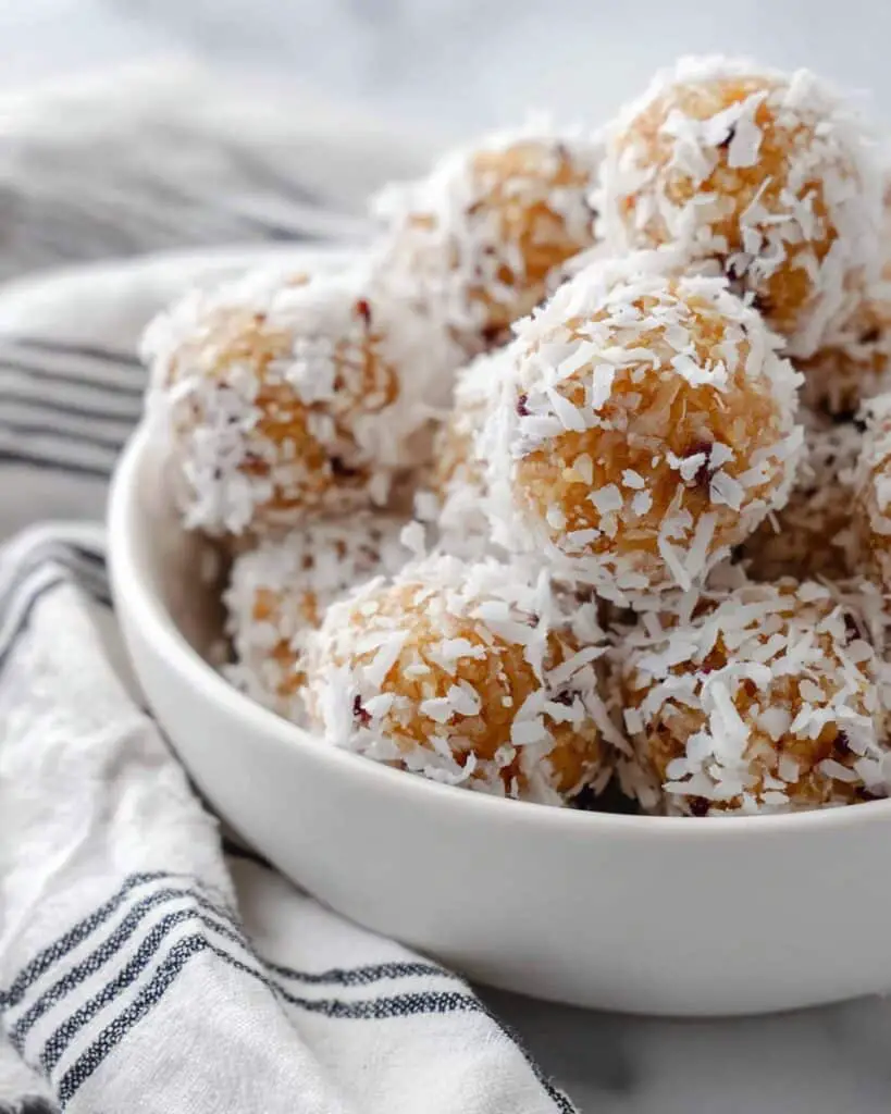 No-Bake Coconut Krispie Date Balls Recipe