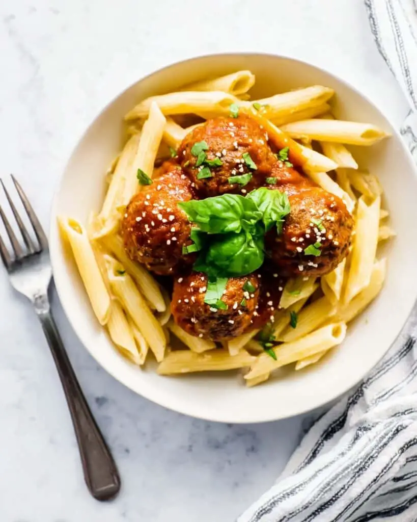 Vegan Mushroom Meatballs with Red Pepper Sauce Recipe
