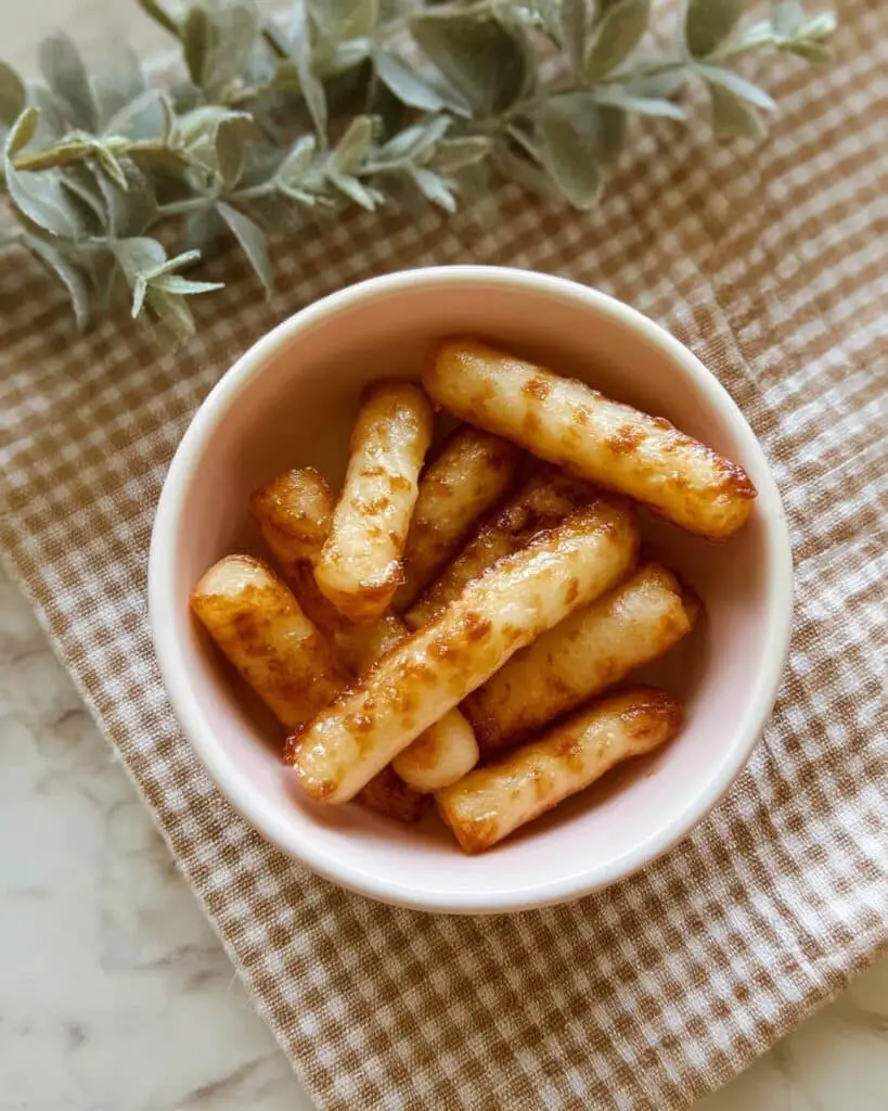 Easy Honey Butter Tteokbokki (Non-Spicy) Recipe