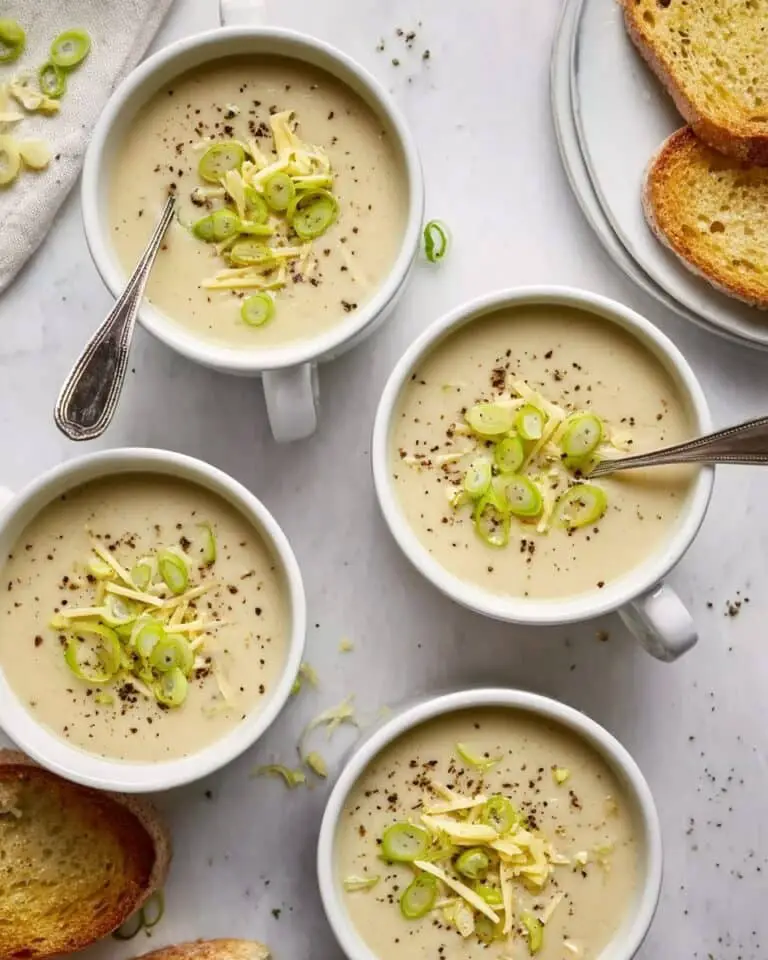 Roasted Garlic Cheddar Cauliflower Soup Recipe