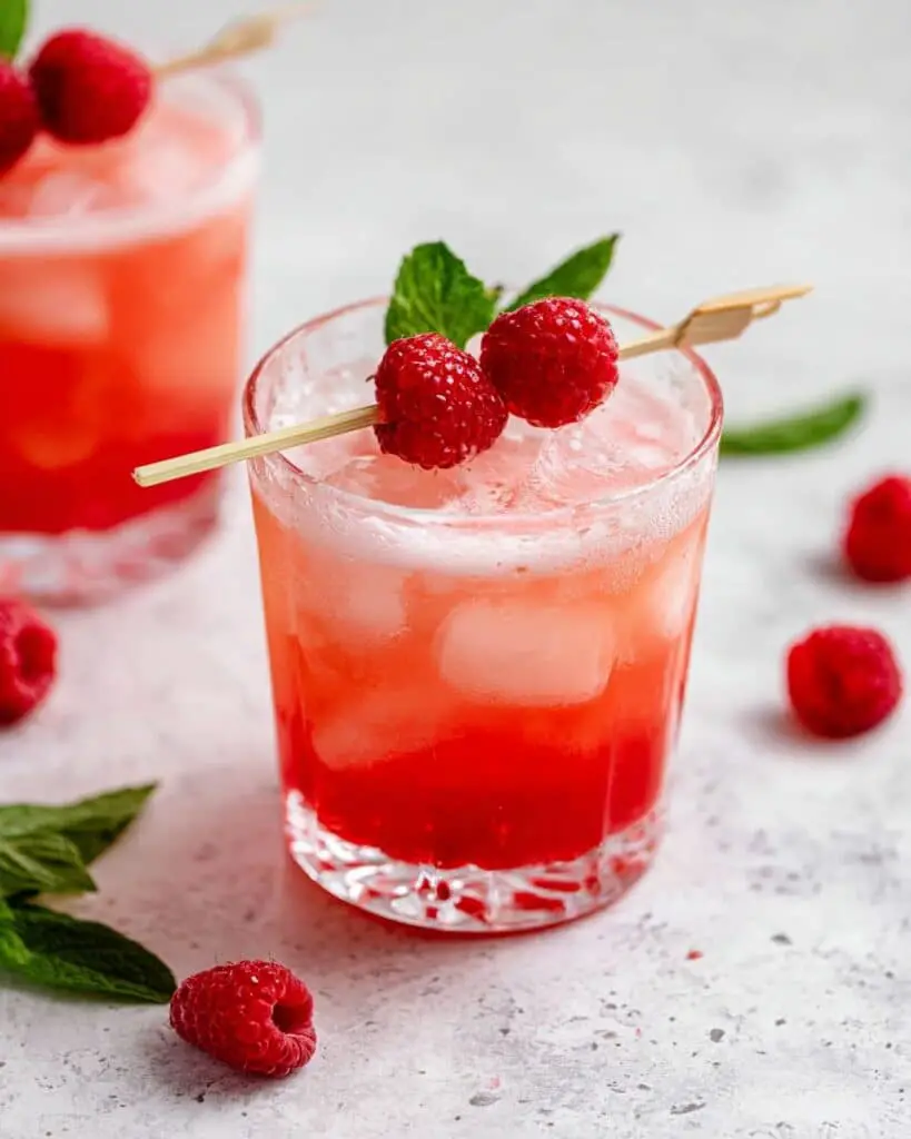 Apple and Raspberry Mocktail Recipe