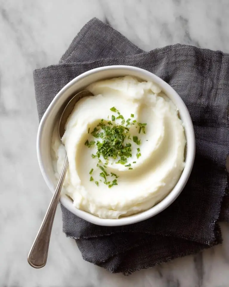 Lebanese Garlic Sauce (Toum) Recipe